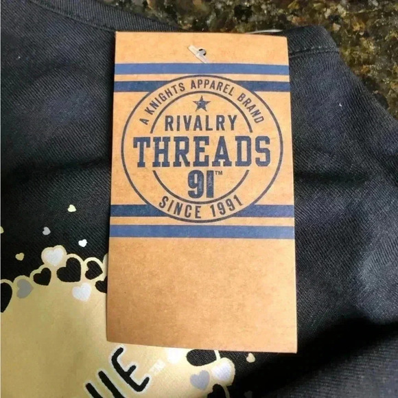 Purdue 2 Piece Set - Picture 8 of 9